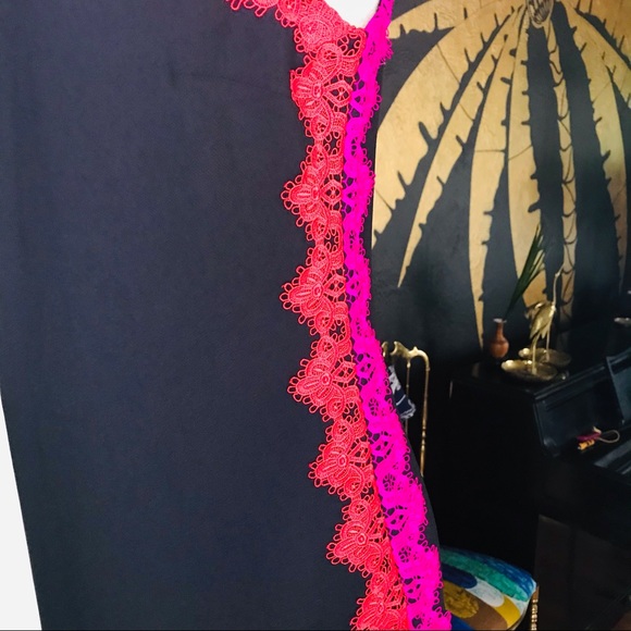 π Host Pick π NWOT Trina Turk Whim AppliqueΜ Lace Trim Crepe Dress - Picture 6 of 14